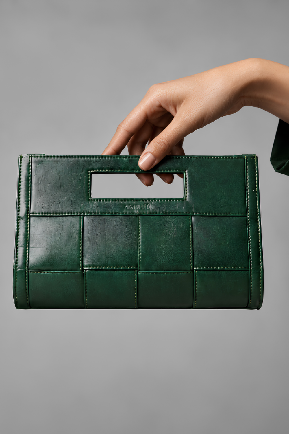 Gala Clutch